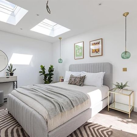 Cozy Leyton House With Garden And Small Terrace Лондон Екстериор снимка